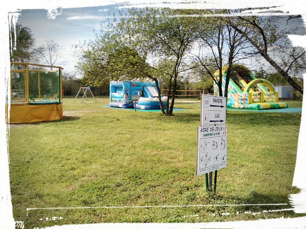 Camping Le Fief D'Anduze Luaran gambar